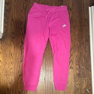 Nike Sweatpants - size L